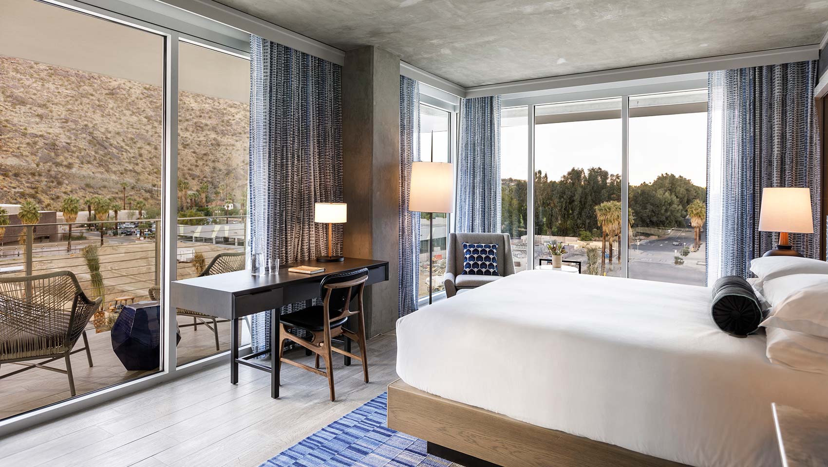 King Spa Bedroom Windows Ceiling To Floor Rowan Palm Springs Cd9542dc 